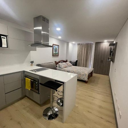 Apartaestudio Galerias Loft 2051 Apartment โบโกตา ภายนอก รูปภาพ