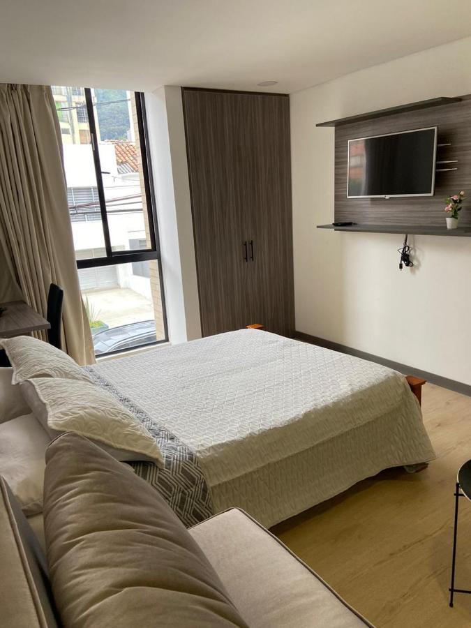 Apartaestudio Galerias Loft 2051 Apartment โบโกตา ภายนอก รูปภาพ